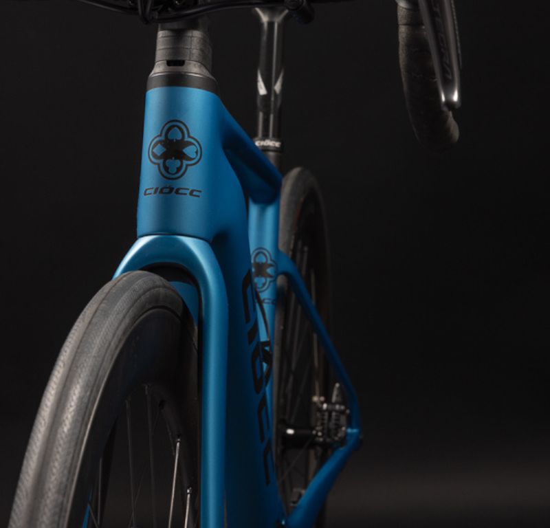 Chargez l&#39;image dans la visionneuse de la galerie, Vélo de Route VAE CIÖCC E-THOR Carbone Disque 12 Vit Ultegra DI2/FSA
